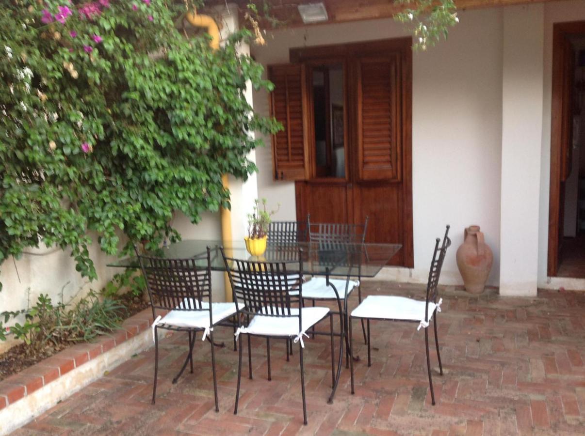 Casa Tufo Villa Isola di Ustica Bagian luar foto